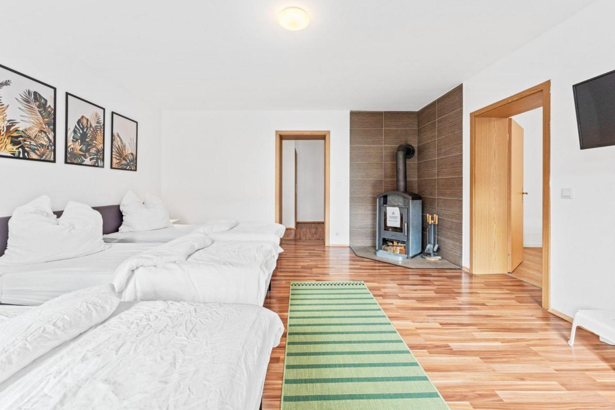 Cosy Apartment With Balcony And Fireplace Juterbog Exterior photo